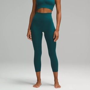 Lululemon Size 6, 28” Teal Leggings